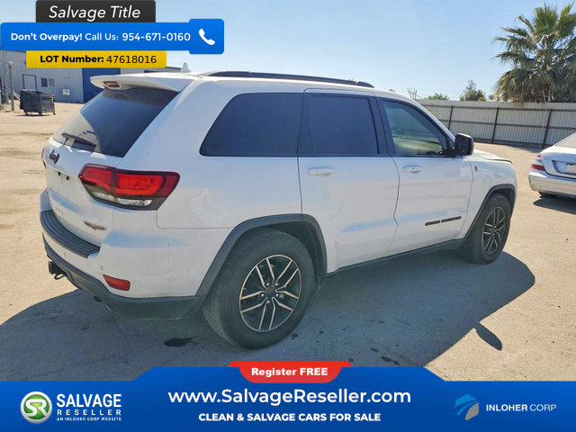 Used 2021 Jeep Grand Cherokee Trailhawk AWD/4WD image 4