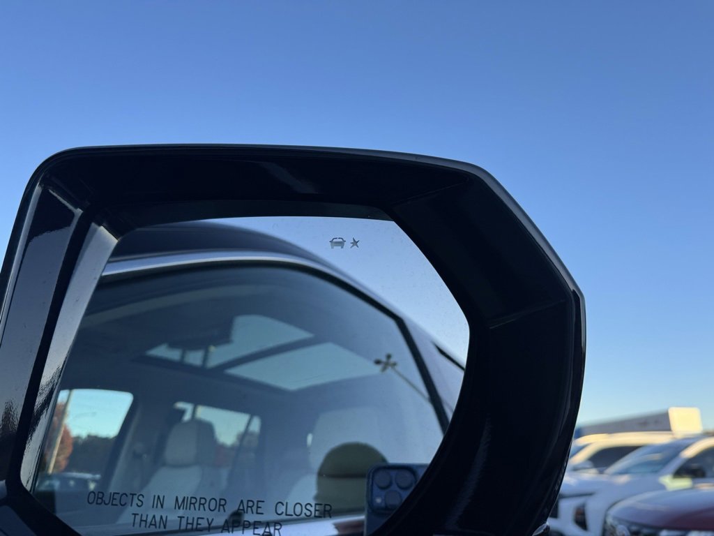 Certified 2023 GMC Yukon Denali image 40