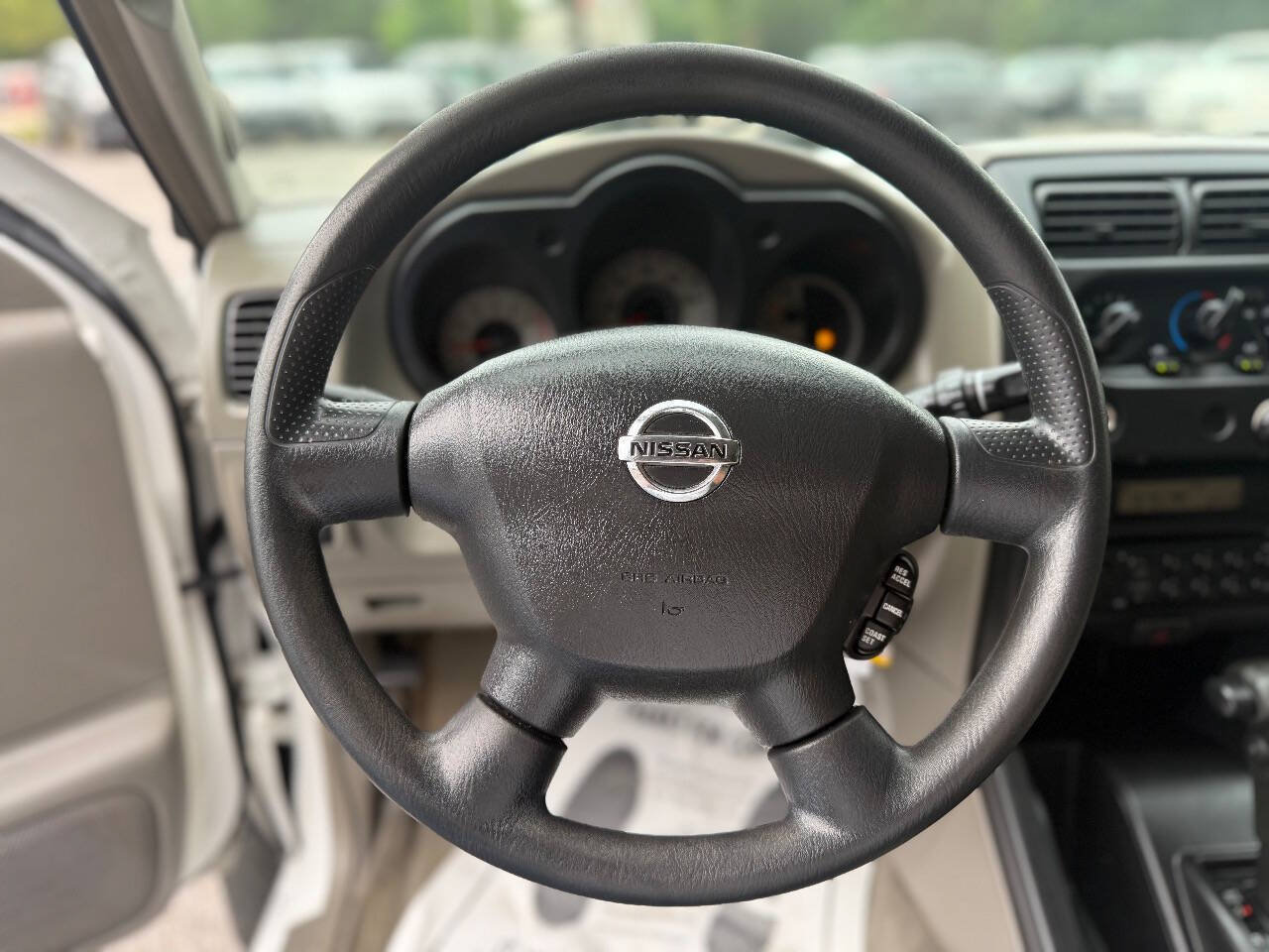 Used 2004 Nissan Xterra XE RWD image 13