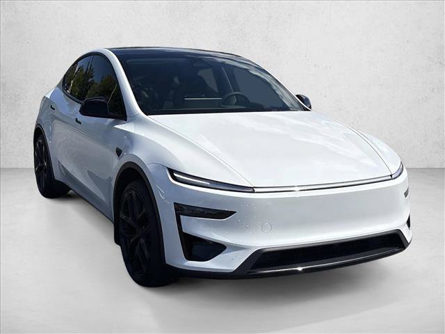 Used 2026 Tesla Model Y Performance AWD/4WD video 3