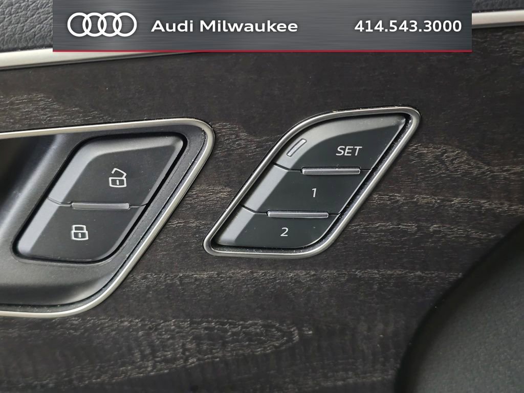 Used 2023 Audi Q7 2.0T Premium w/ Convenience Package AWD/4WD image 14