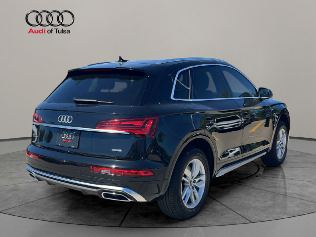 Used 2023 Audi Q5 2.0T Premium w/ Convenience Package AWD/4WD image 5