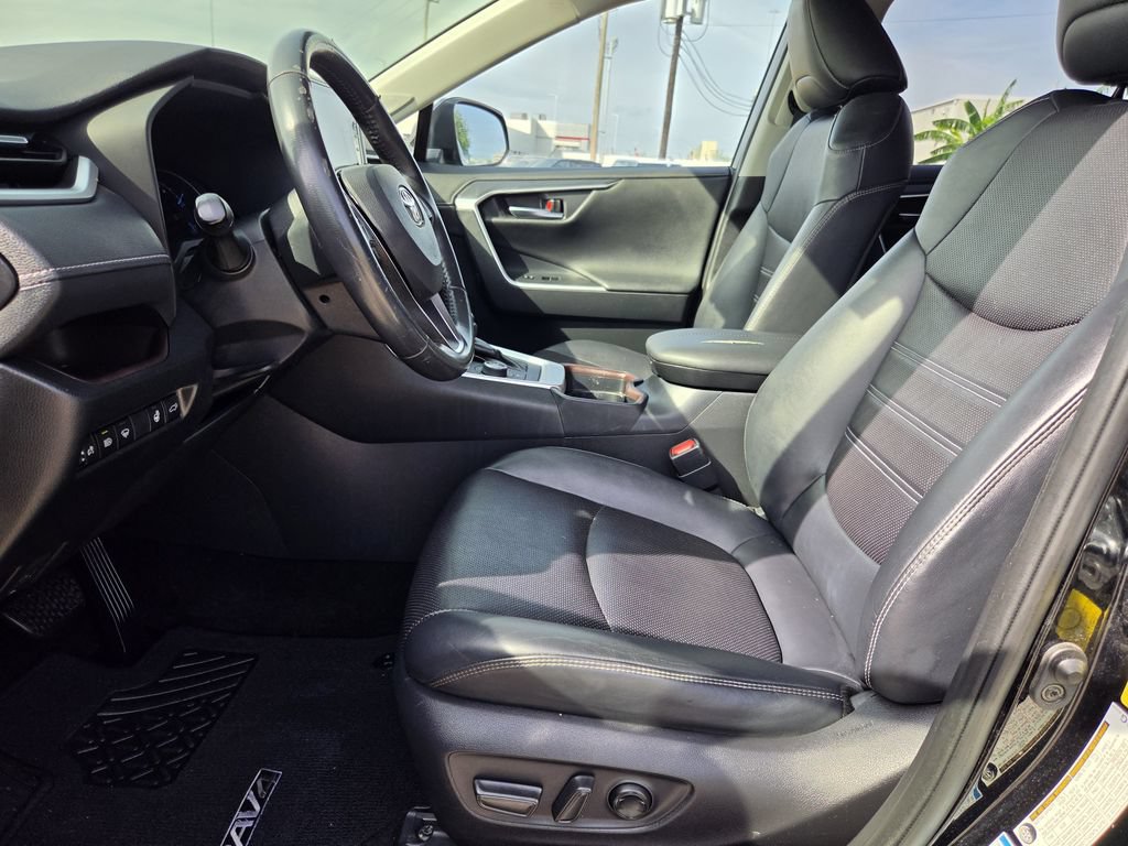 Used 2019 Toyota RAV4 Limited w/ Limited Grade Weather Package AWD/4WD image 26