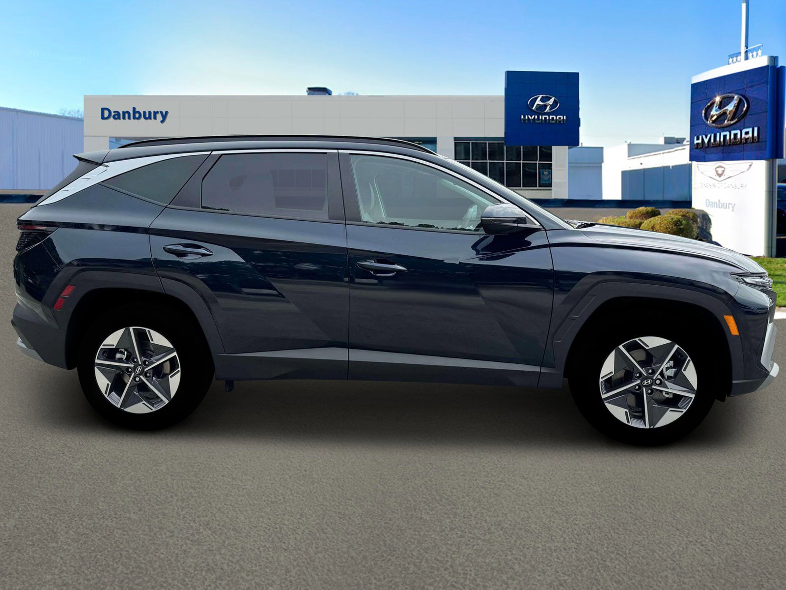New 2025 Hyundai Tucson SEL AWD/4WD image 9