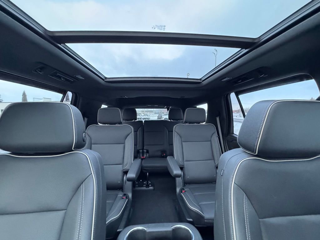 Used 2023 GMC Yukon SLT image 25