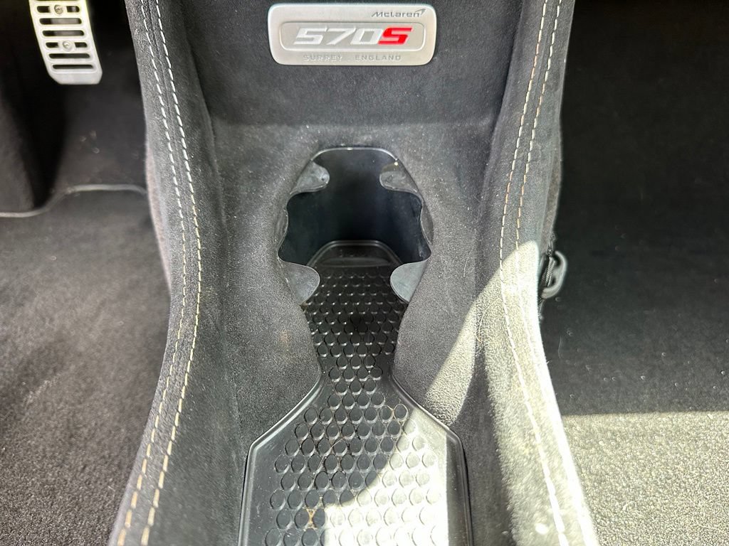 Used 2019 McLaren 570S Spider RWD image 29