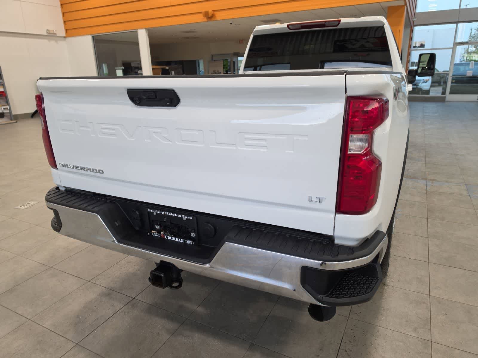 Used 2025 Chevrolet Silverado 2500 LT w/ Convenience Package AWD/4WD image 8