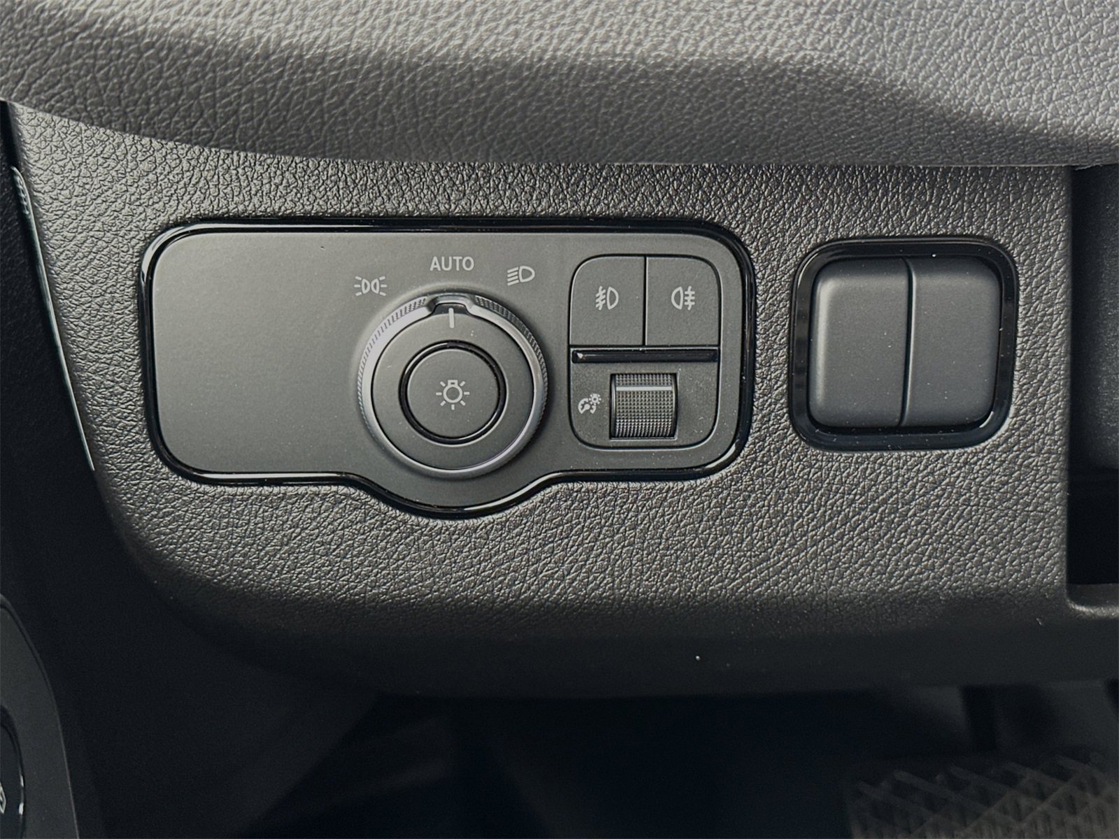 Used 2024 Mercedes-Benz Sprinter 144 Cargo image 31