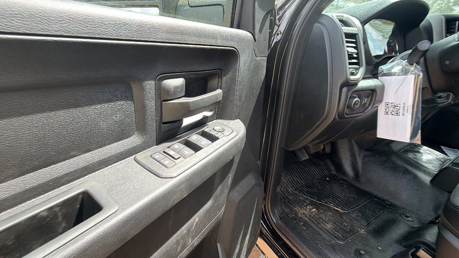 New 2026 RAM 5500 Tradesman w/ Chrome Appearance Group AWD/4WD image 15
