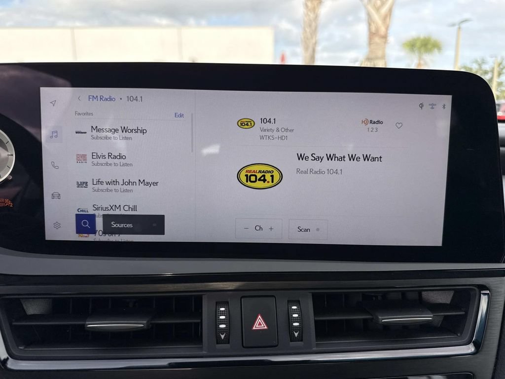 Used 2025 Lexus ES 350 w/ Premium Package FWD image 29