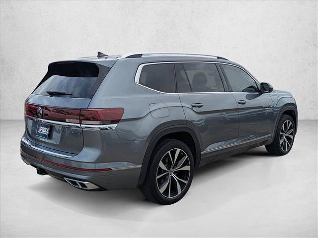 Used 2024 Volkswagen Atlas SEL Premium R-Line AWD/4WD image 5