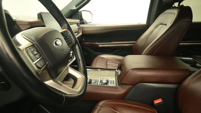 Used 2022 Ford Expedition Limited AWD/4WD image 20