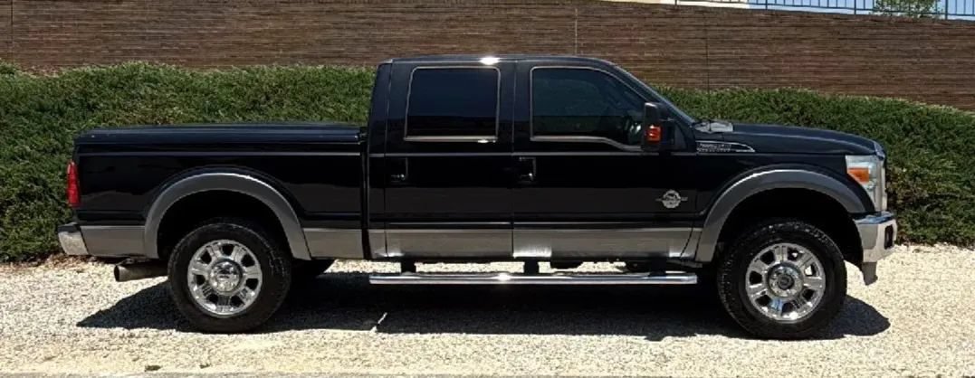 Used 2012 Ford F250 Lariat w/ Lariat Ultimate Pkg AWD/4WD image 6