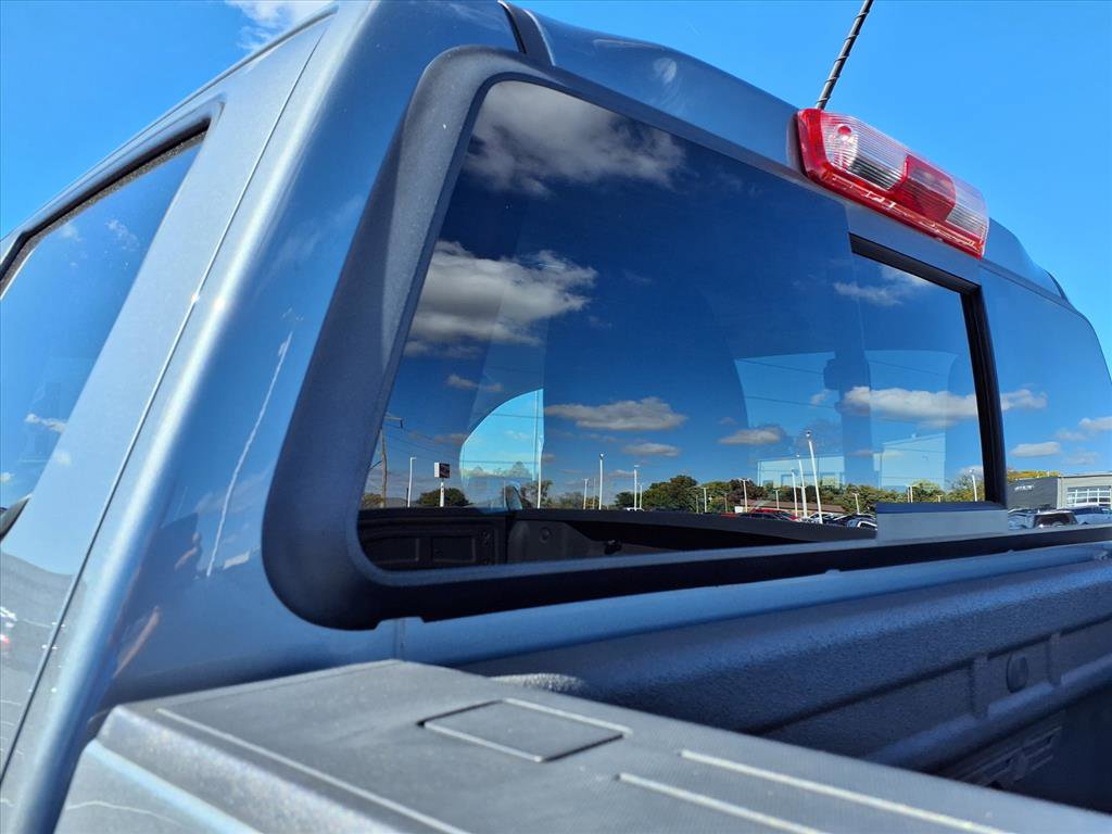 Used 2022 Chevrolet Colorado ZR2 w/ Colorado ZR2 Bison Edition image 32