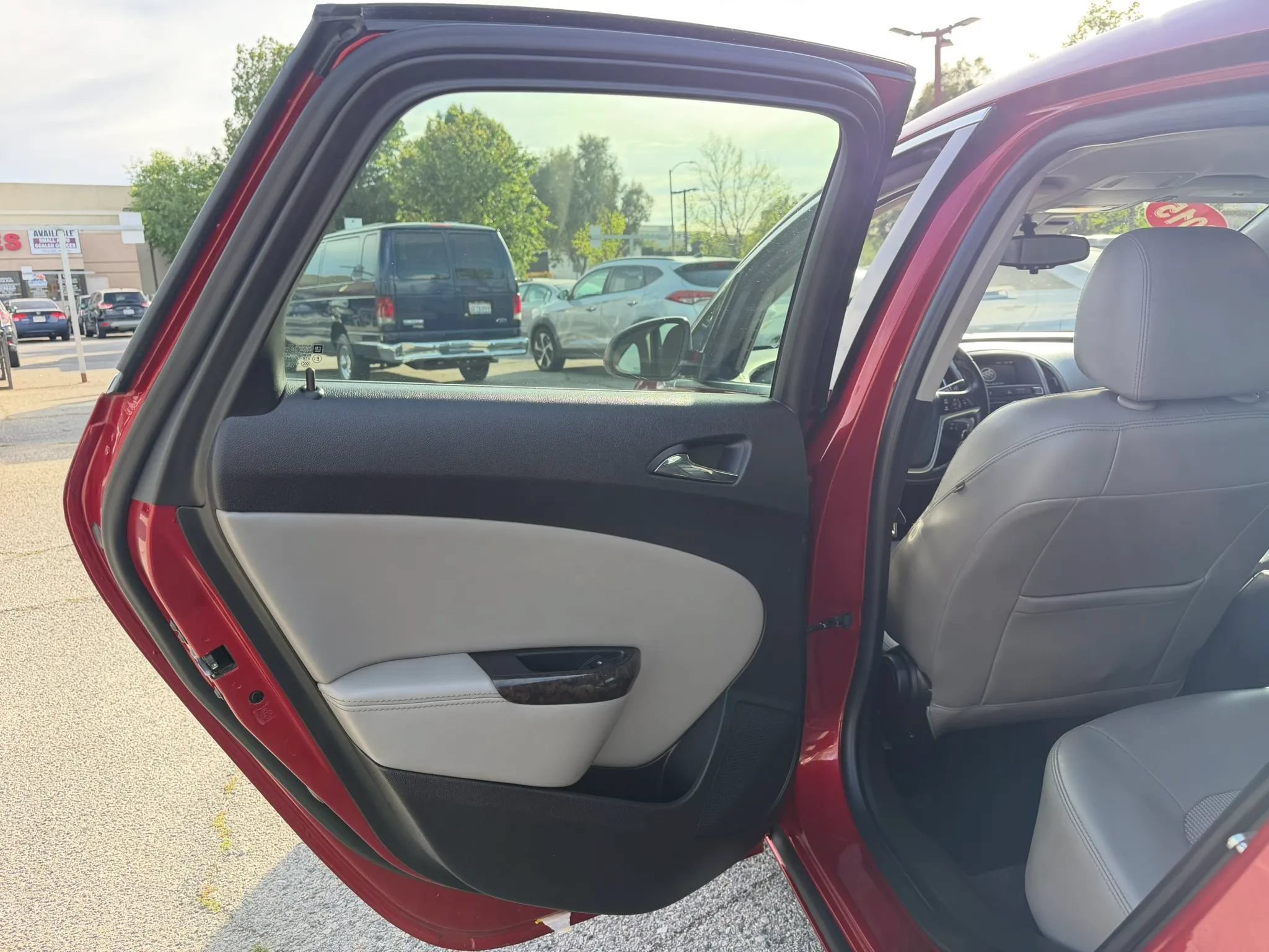 Used 2015 Buick Verano FWD image 17