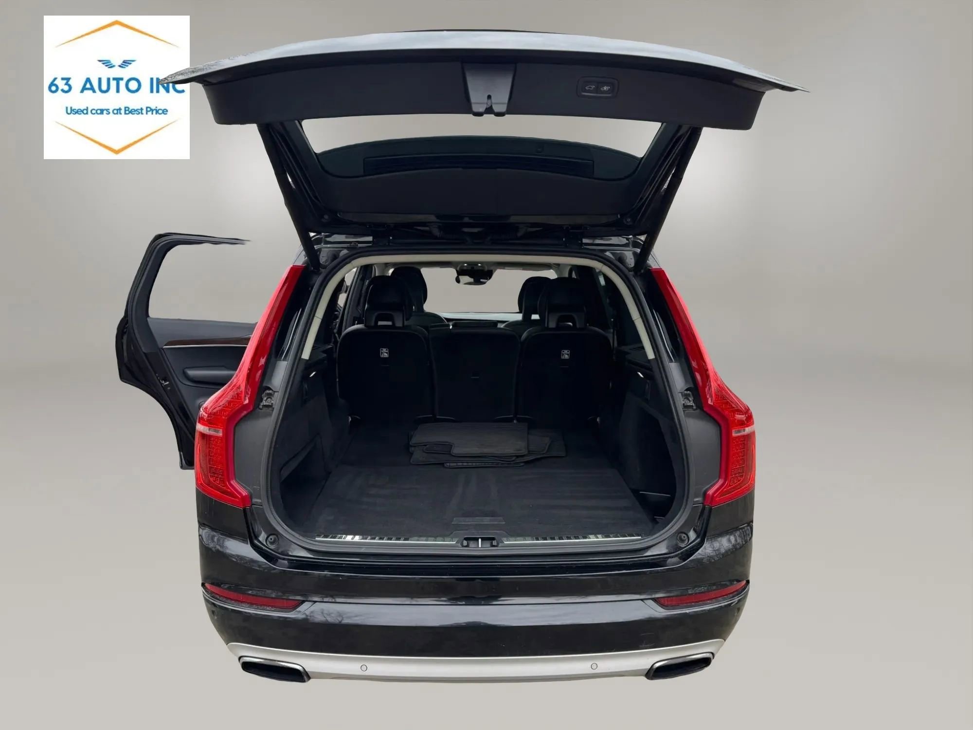 Used 2016 Volvo XC90 T5 Momentum image 27