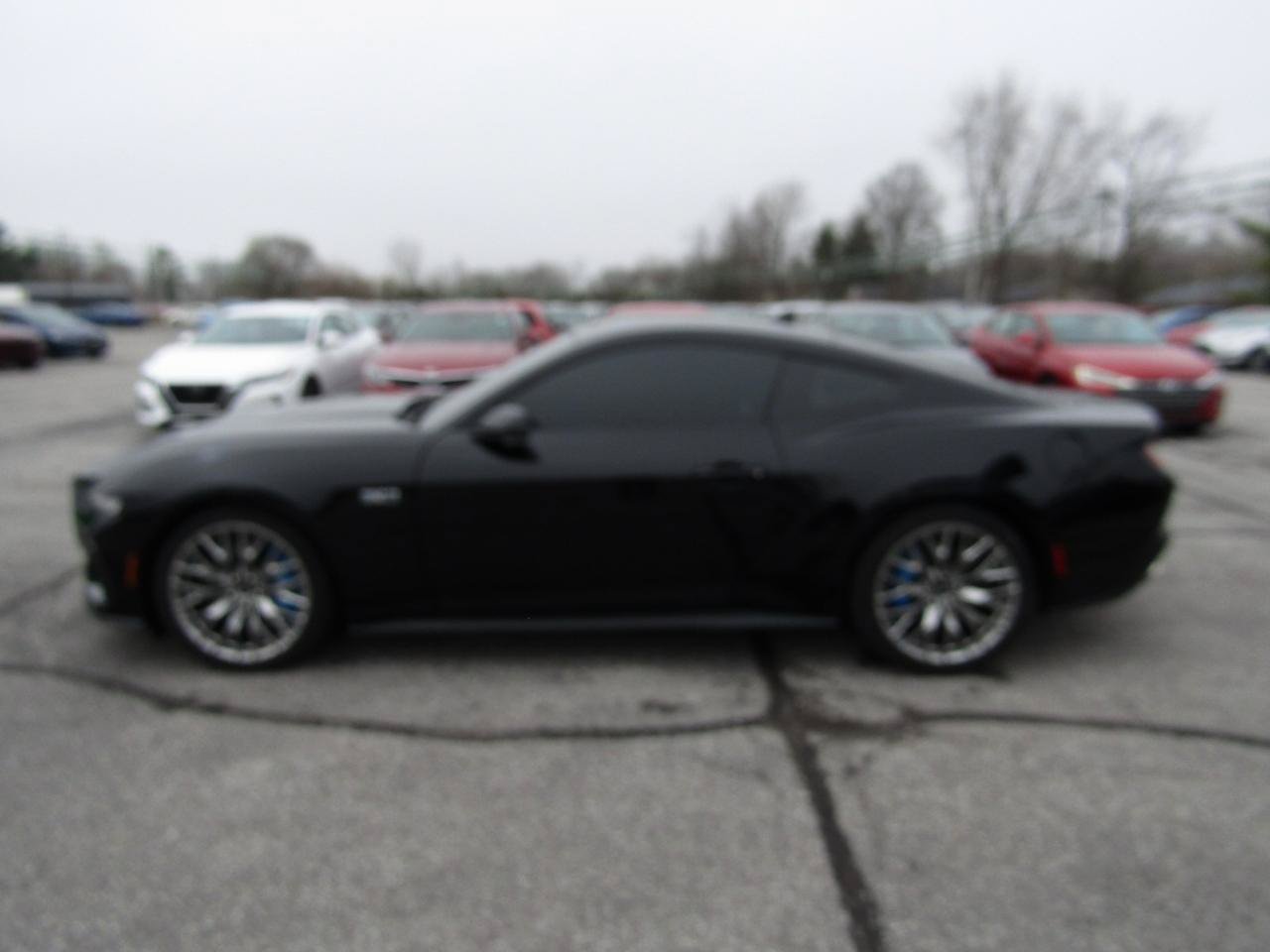 Used 2024 Ford Mustang GT Premium RWD image 4