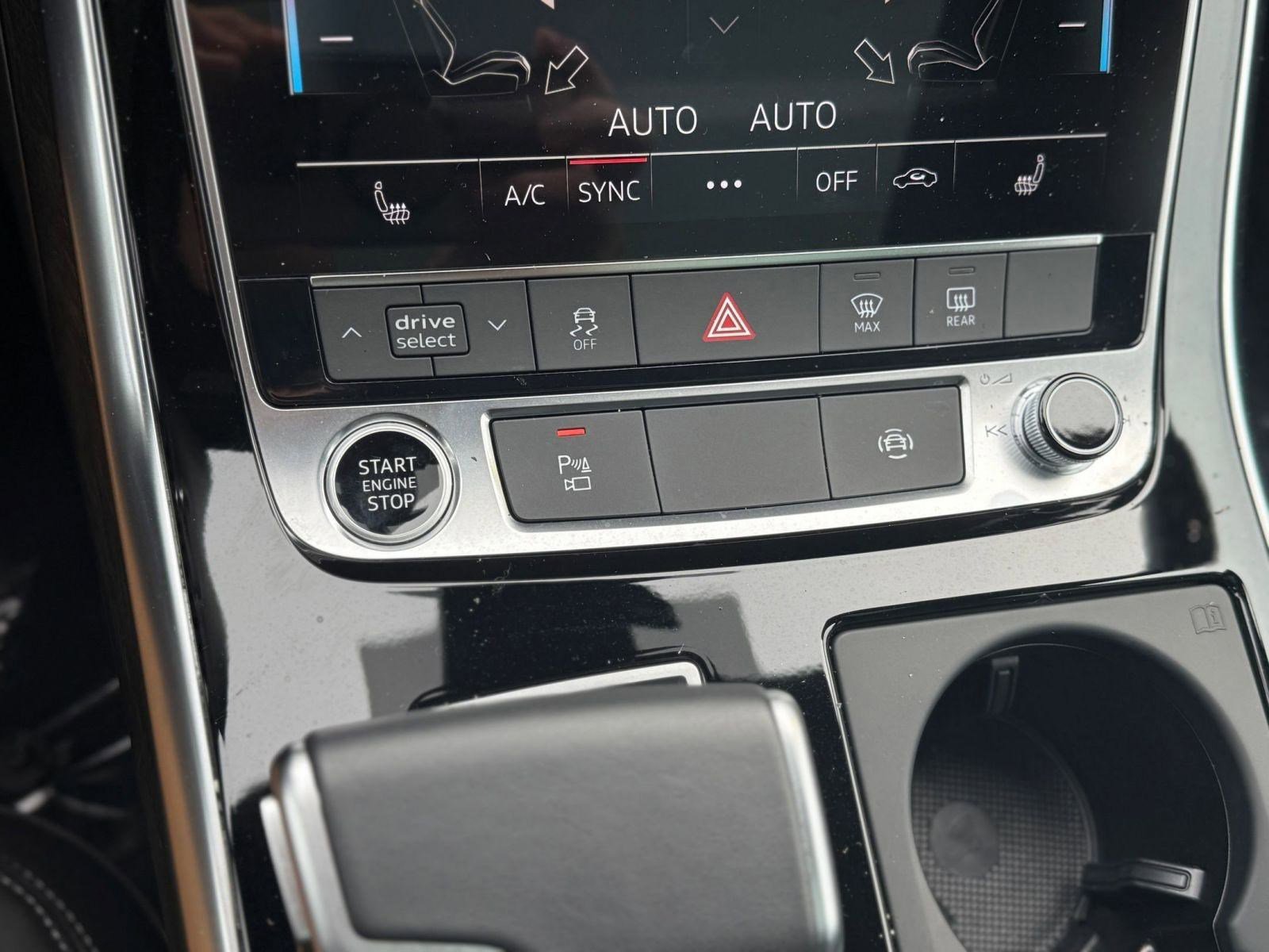 Used 2025 Audi Q7 2.0T Premium image 26