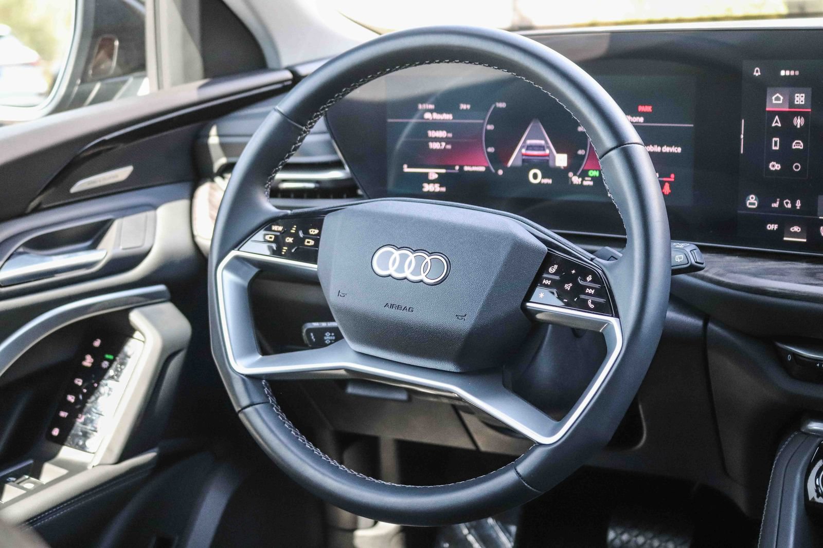 Certified 2025 Audi Q5 Premium Plus w/ Premium Plus AWD/4WD image 17