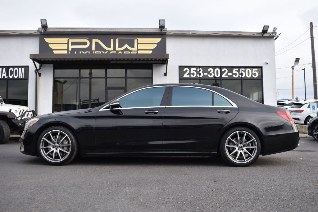 Used 2018 Mercedes-Benz S 560 Sedan w/ AMG Line Exterior image 6