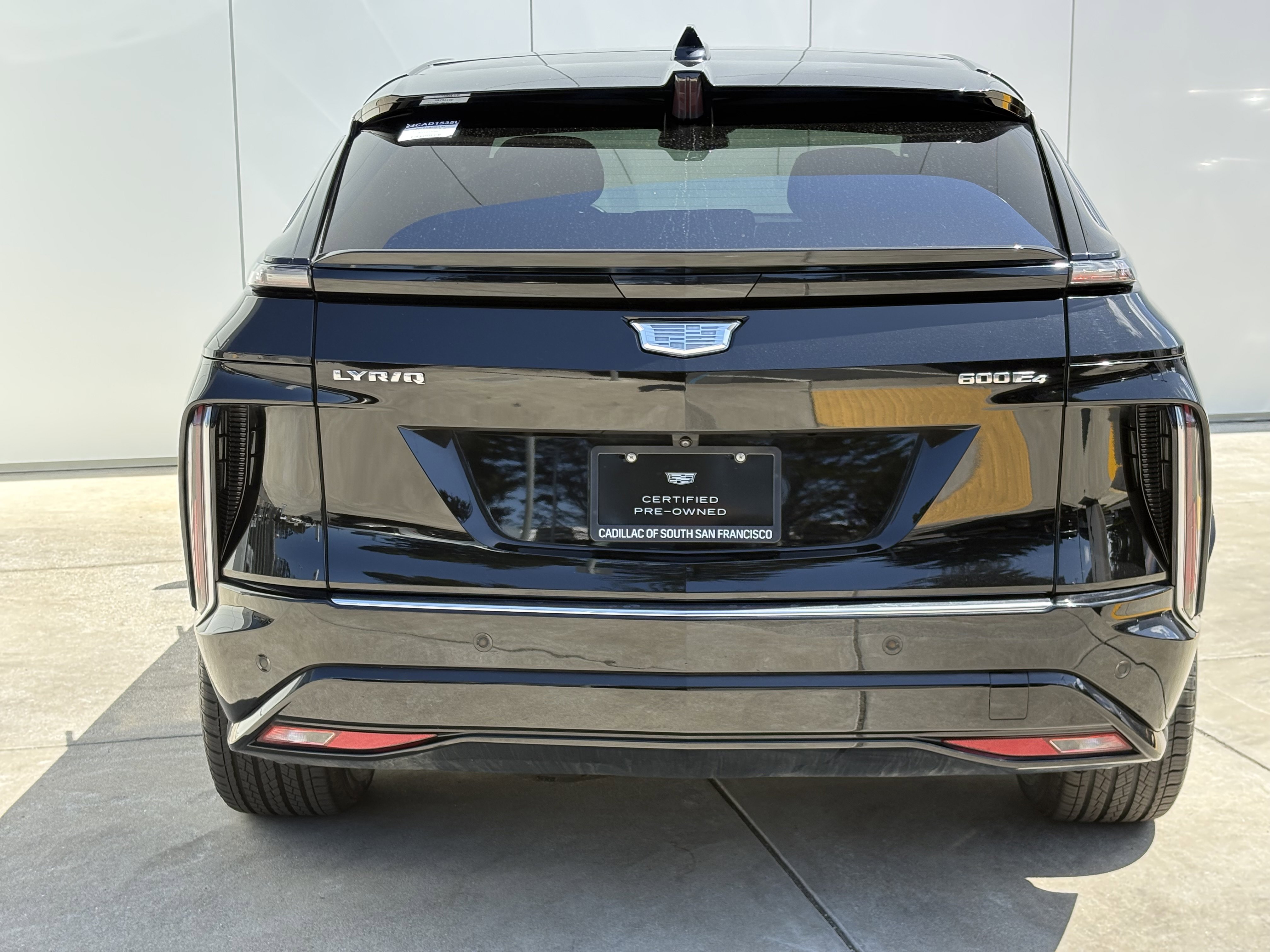 Certified 2024 Cadillac Lyriq Tech w/ LPO, Floor Liner Package AWD/4WD image 8