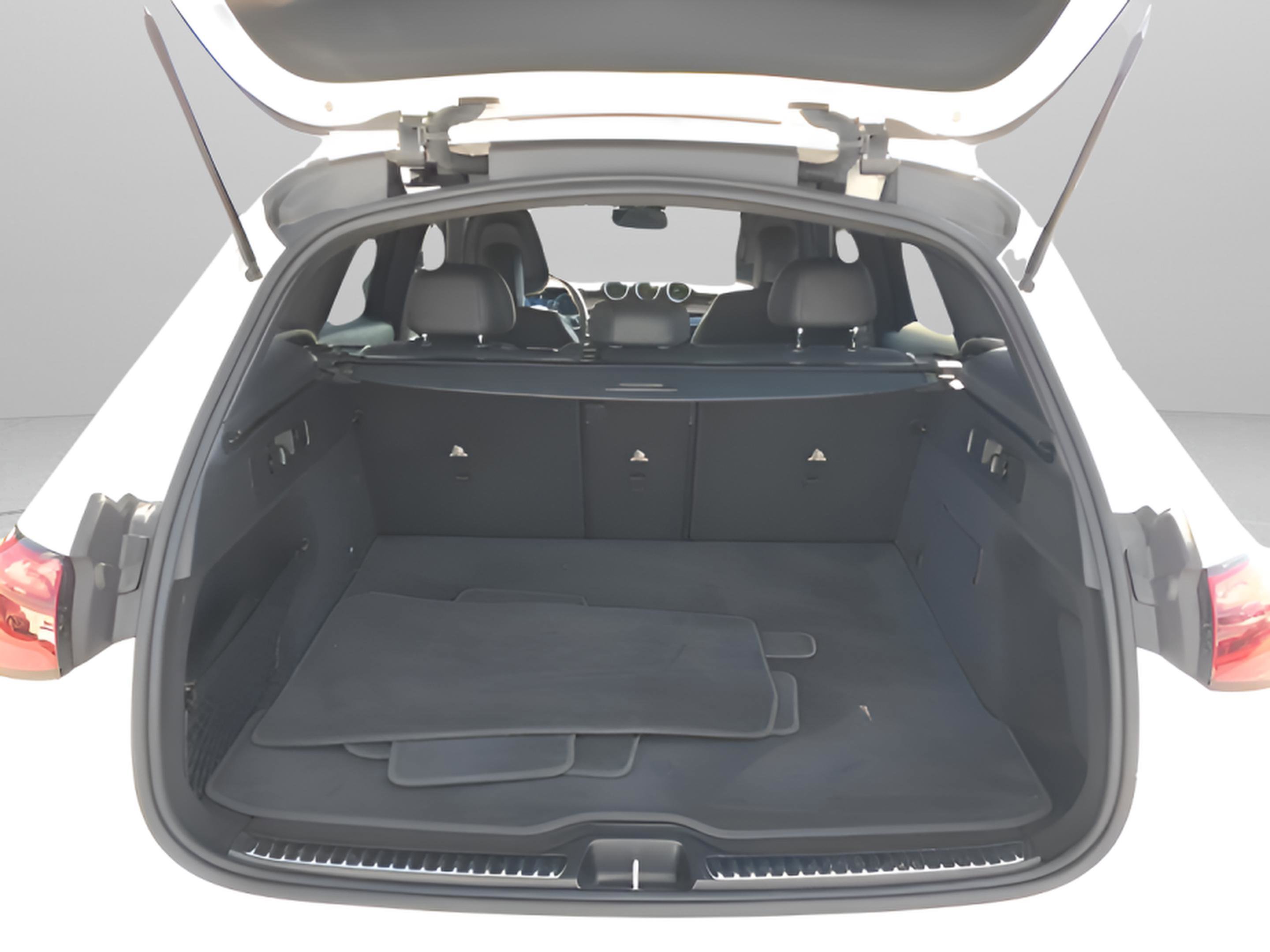 Certified 2025 Mercedes-Benz GLC 300 300 image 32