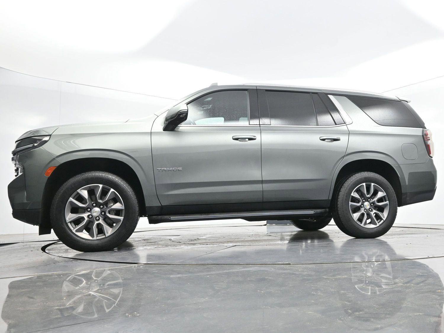 Used 2023 Chevrolet Tahoe LT w/ Luxury Package AWD/4WD image 47