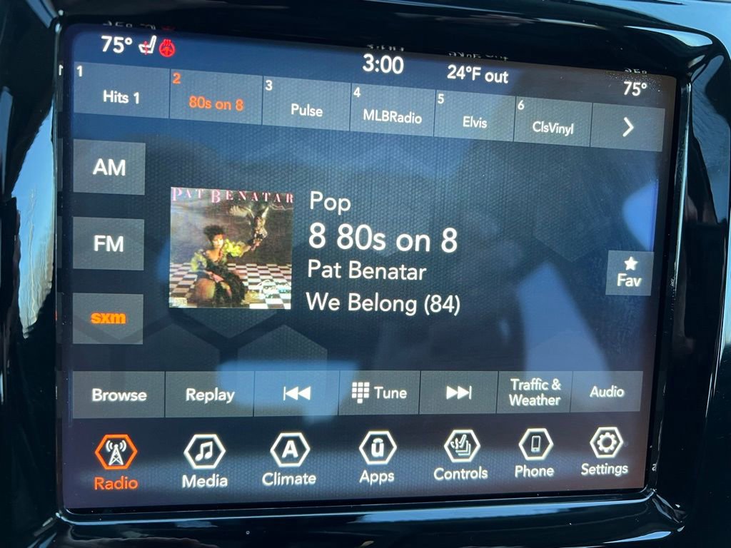 Used 2022 Jeep Cherokee Limited w/ Mopar Interior Package image 34