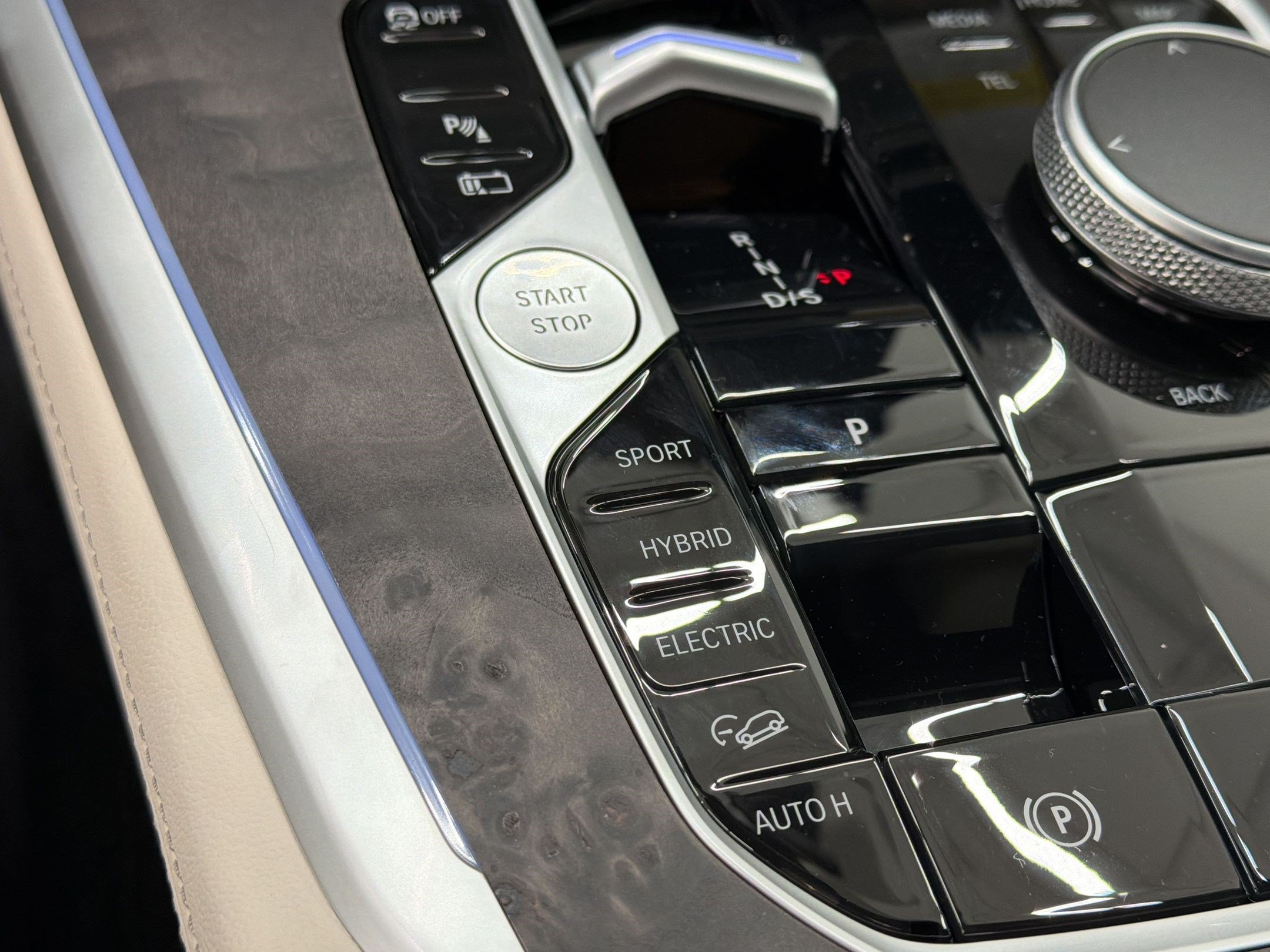 New 2026 BMW X5 xDrive50e AWD/4WD image 21
