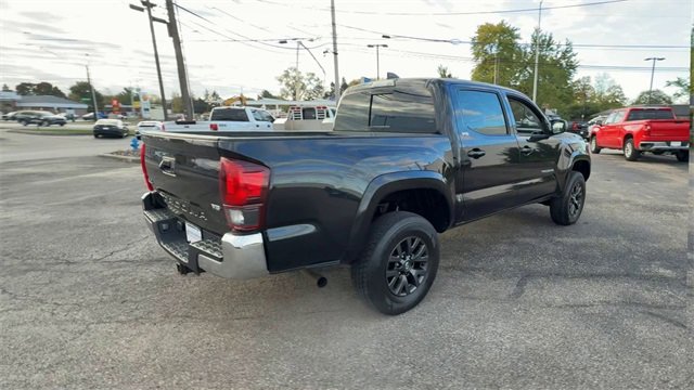 Used 2021 Toyota Tacoma SR5 image 8