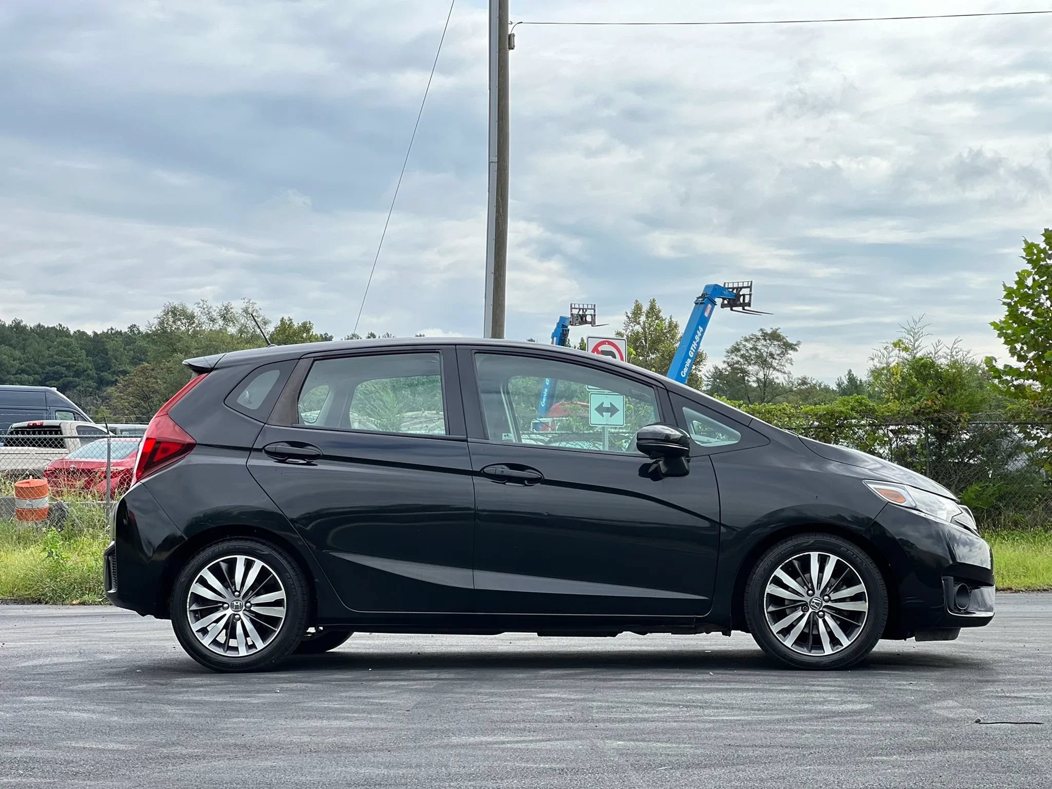 Used 2015 Honda Fit EX image 6