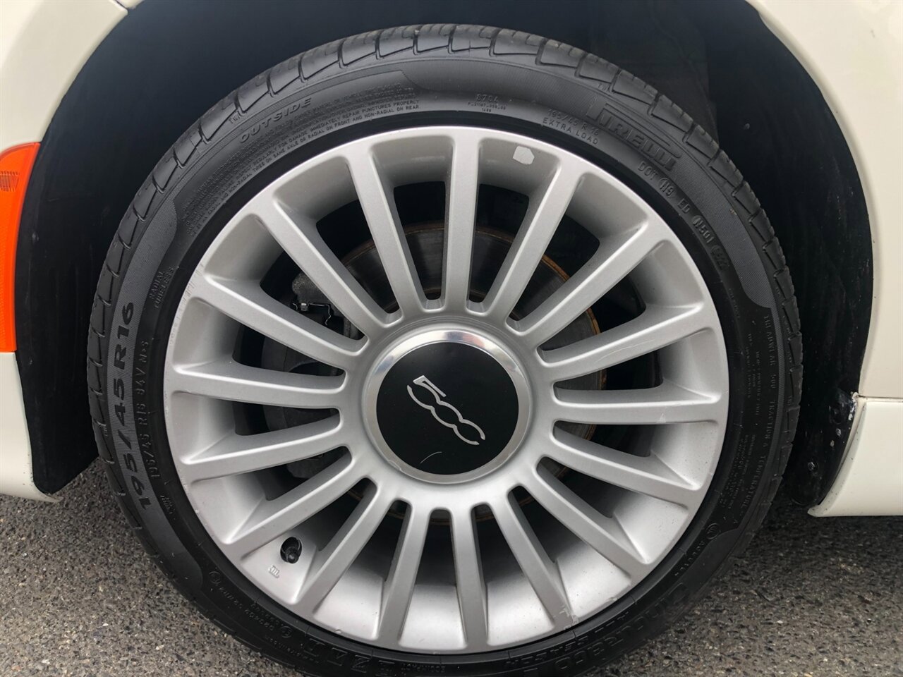Used 2018 FIAT 500 Lounge FWD image 16