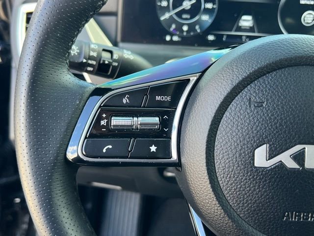 Certified 2024 Kia Seltos SX w/ SX Sunroof Package image 24