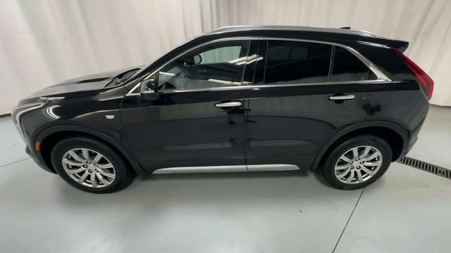 Certified 2023 Cadillac XT4 Premium Luxury w/ Cold Weather Package image 5