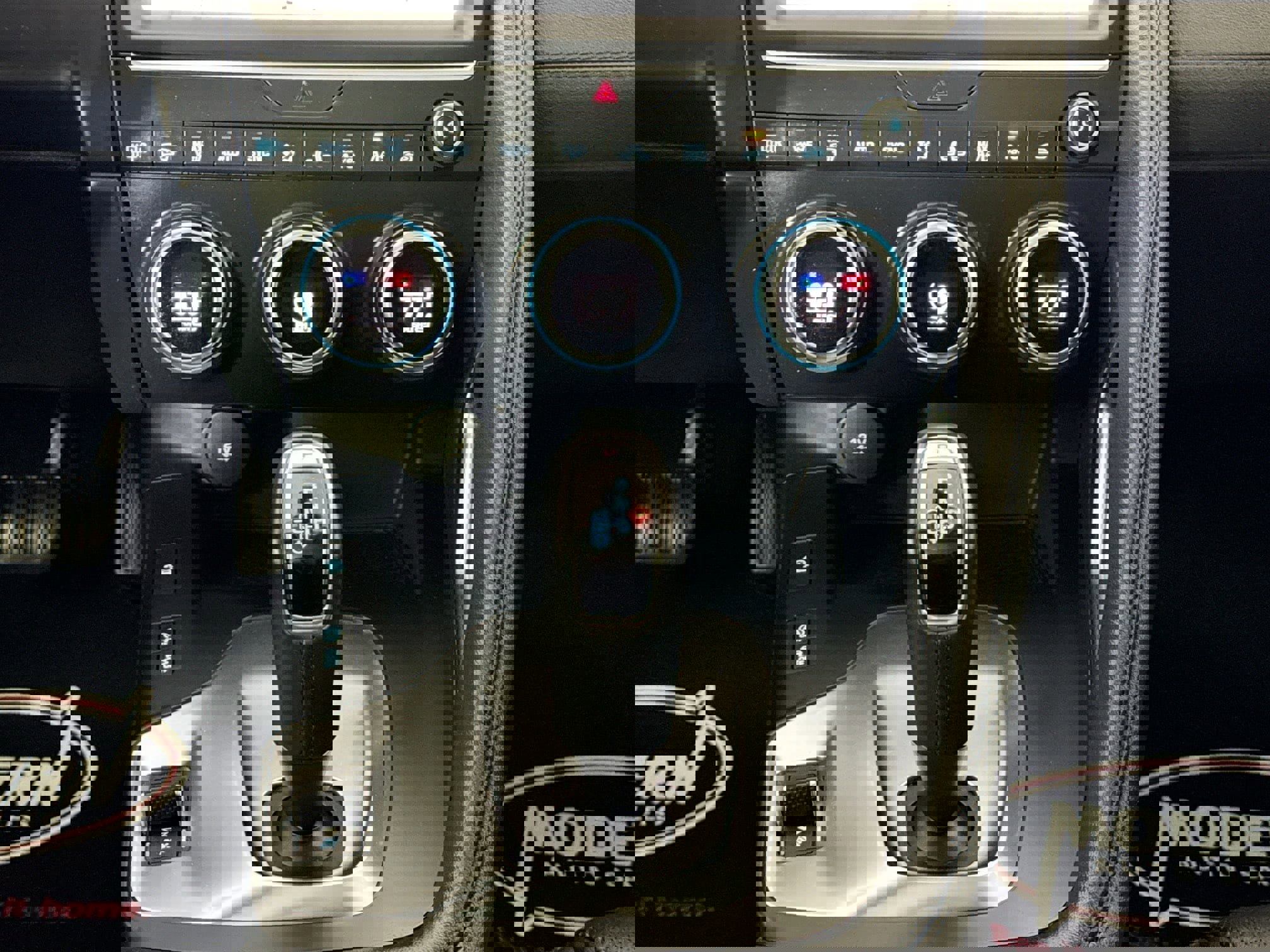 Used 2020 Jaguar E-PACE image 27