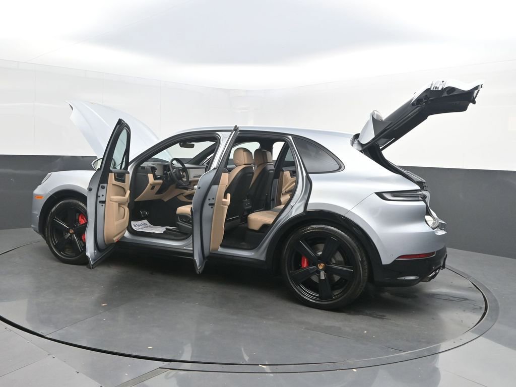 Certified 2025 Porsche Cayenne GTS image 44
