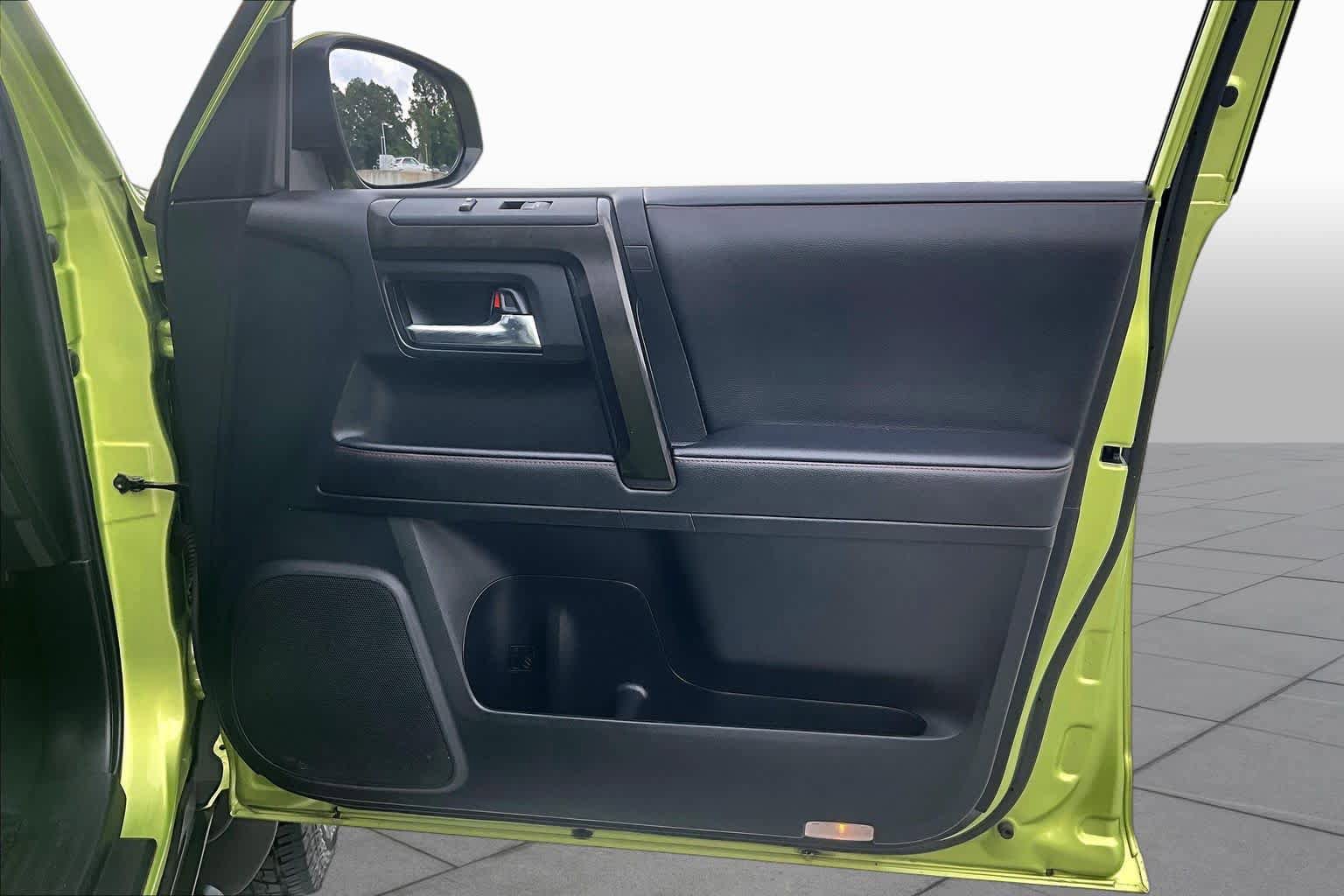 Used 2023 Toyota 4Runner TRD Off-Road Premium w/ Off Road Premium Plus Package AWD/4WD image 22
