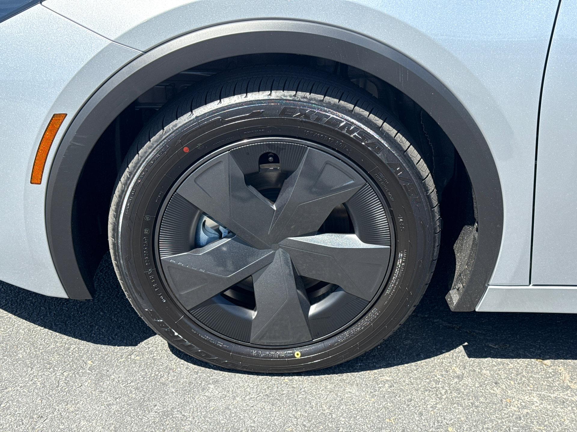 New 2026 Toyota Prius Plug-In Hybrid image 5