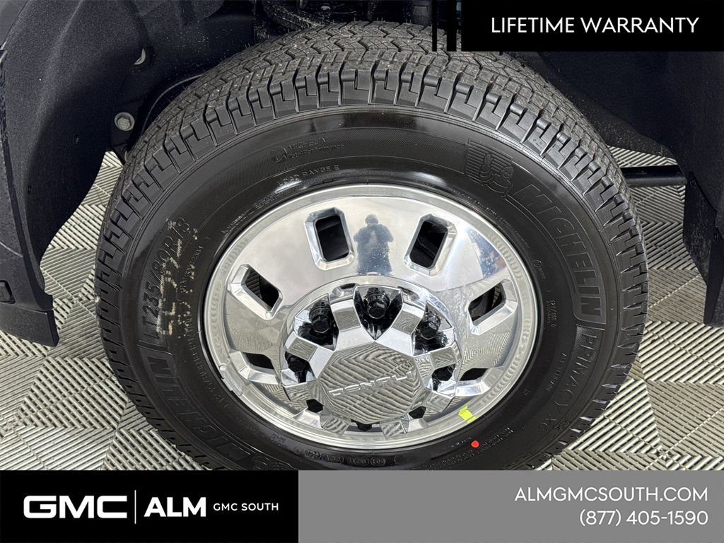 New 2026 GMC Sierra 3500 Denali Ultimate w/ LPO, Black Badging Package image 12