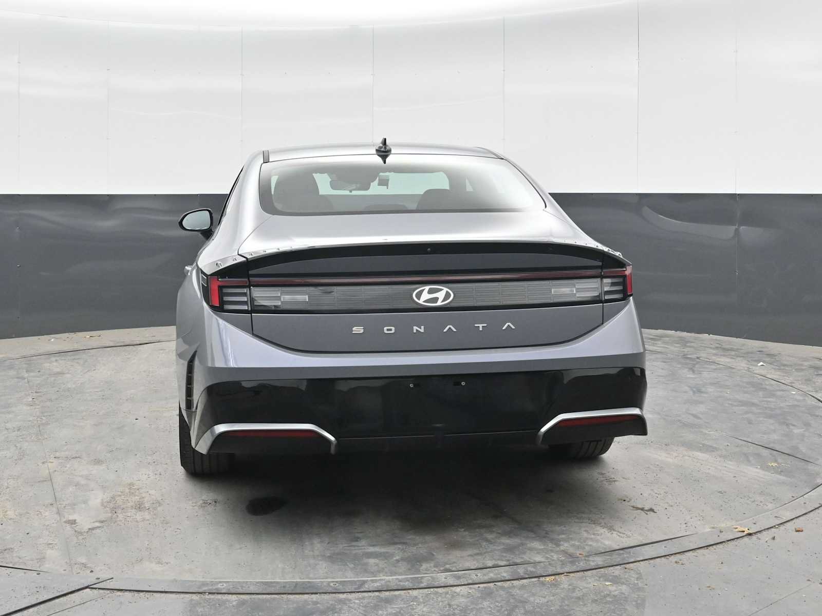 Used 2024 Hyundai Sonata SEL FWD image 11