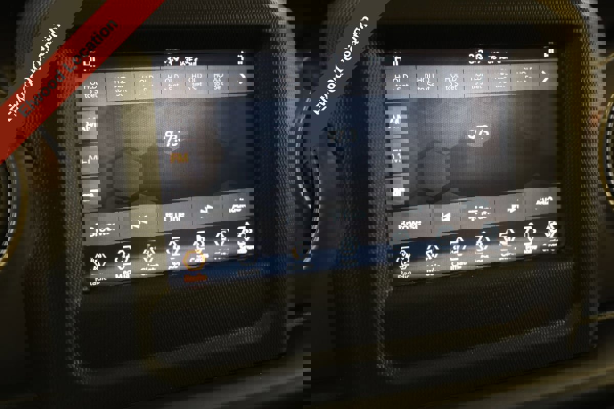 Used 2021 Jeep Wrangler Unlimited Sport image 27