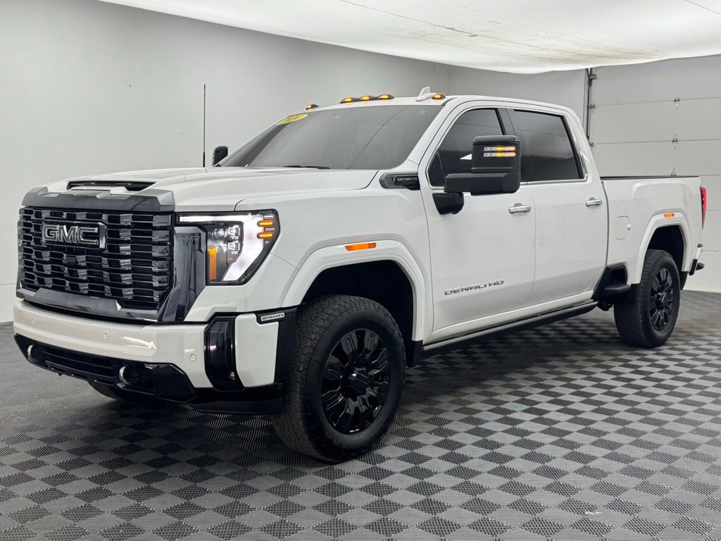 Used 2024 GMC Sierra 2500 Denali Ultimate AWD/4WD video 2