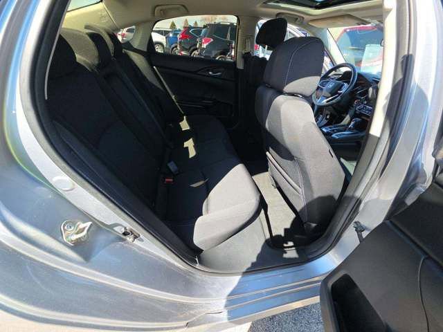 Used 2019 Honda Civic EX image 5