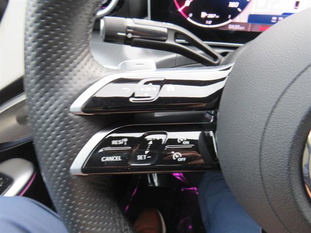 Used 2025 Mercedes-Benz C 300 4MATIC Sedan image 11