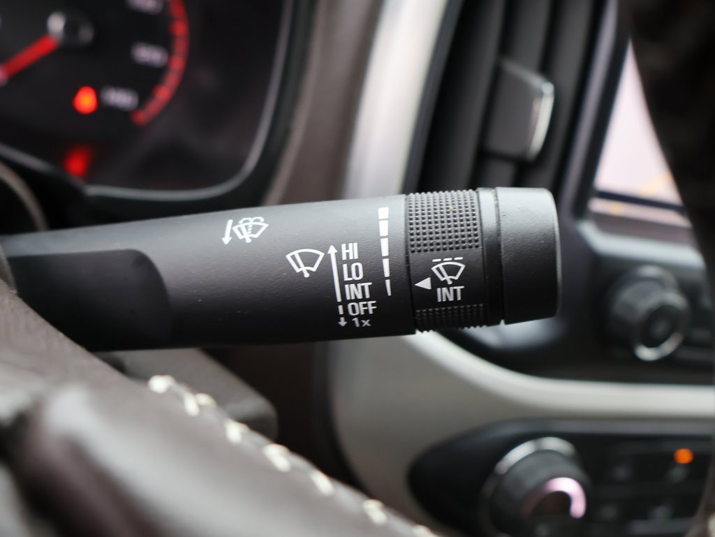 Used 2016 GMC Canyon SLE w/ SLE Convenience Package image 40