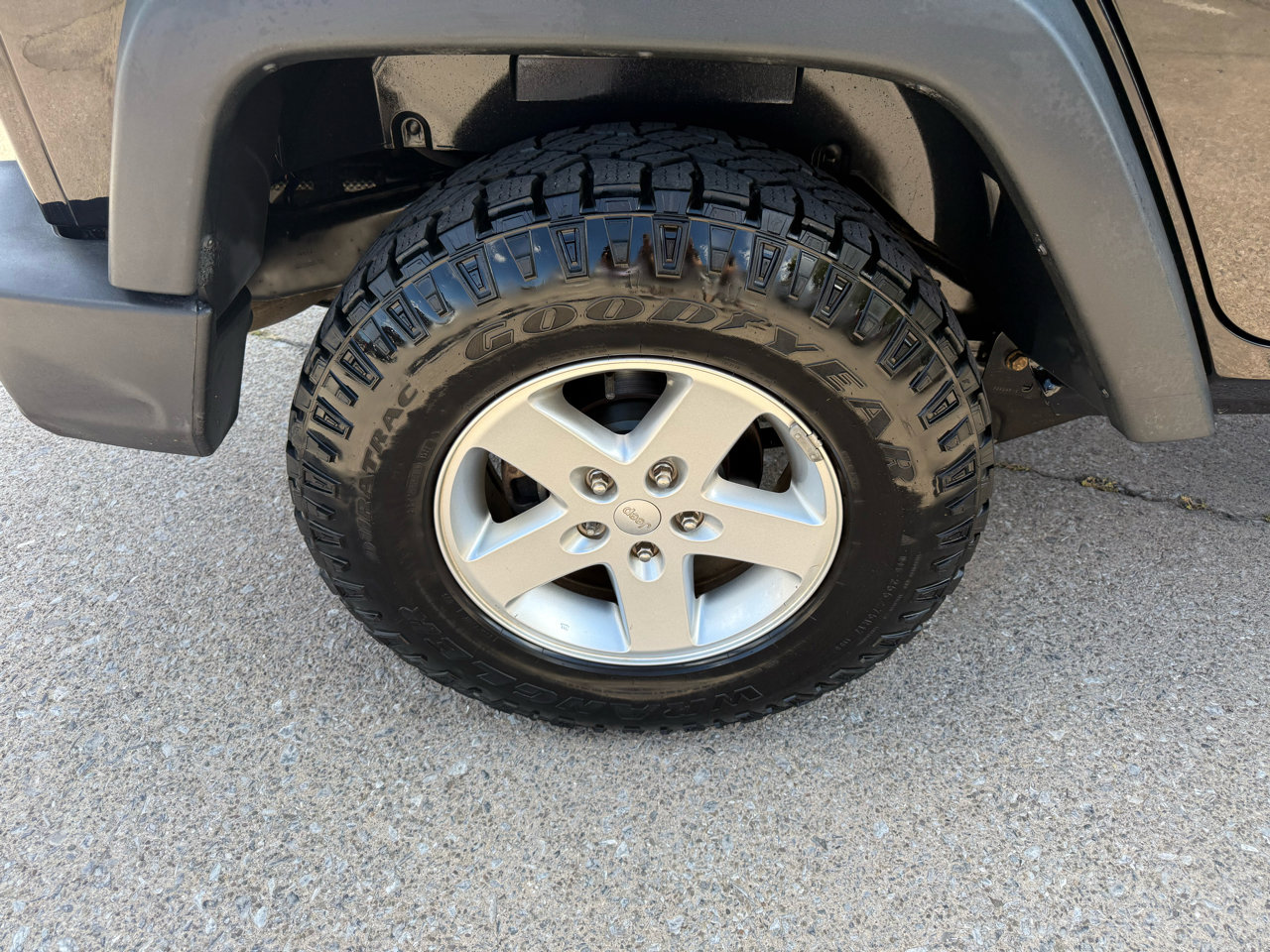 Used 2017 Jeep Wrangler Unlimited Sport w/ Quick Order Package 24S image 14