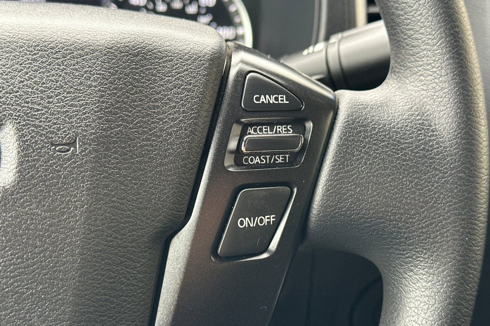 Used 2023 Nissan Frontier SV w/ Tow Package image 31