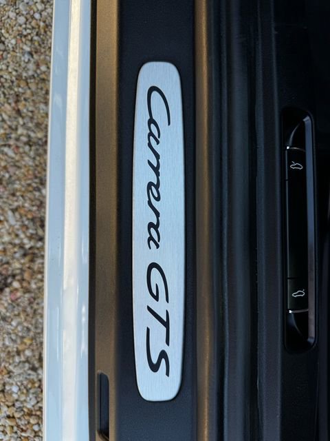 Used 2016 Porsche 911 GT3 RS image 21