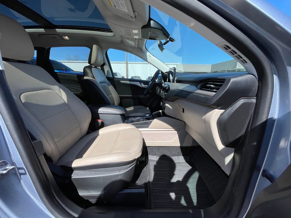 Used 2022 Ford Escape SEL image 26