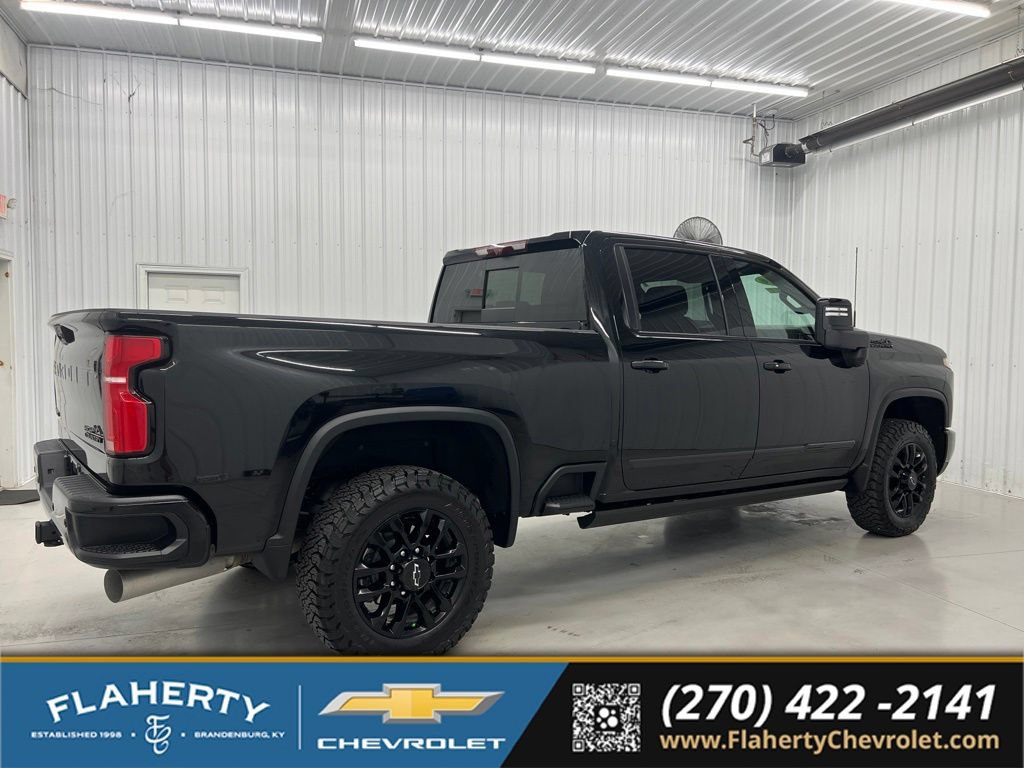 Used 2026 Chevrolet Silverado 2500 High Country w/ Midnight Edition AWD/4WD video 2